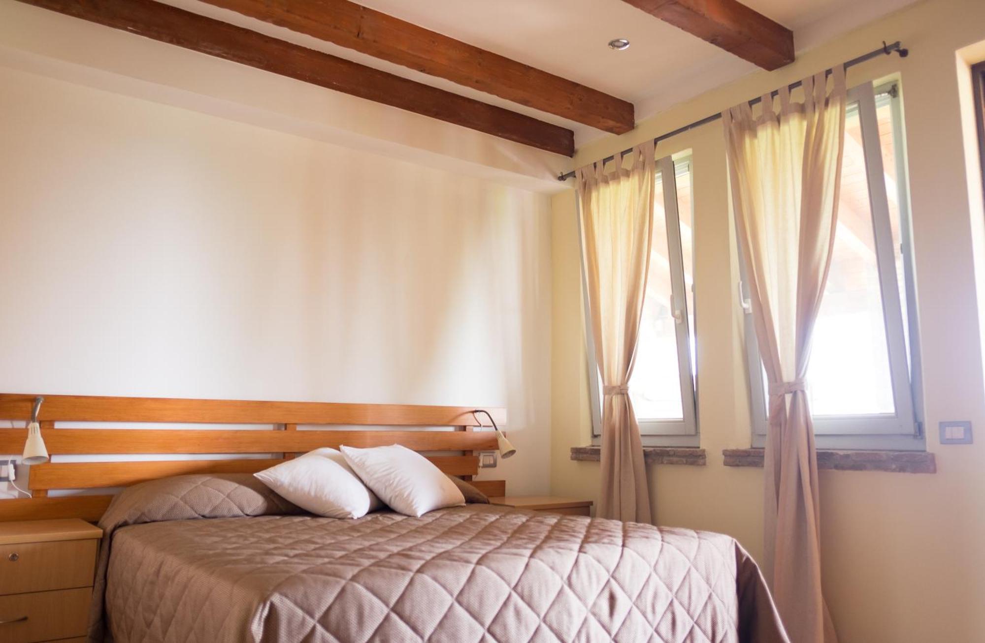 Rustic Parma Retreat *