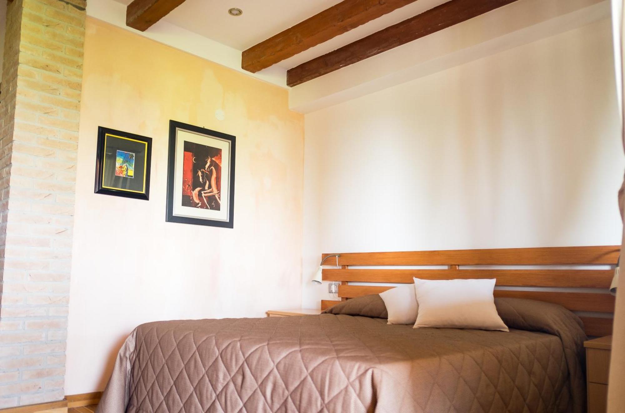 Privatunterkunft Rustic Parma Retreat
